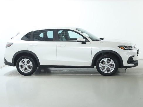Used 2023 Honda HR-V LX image 11