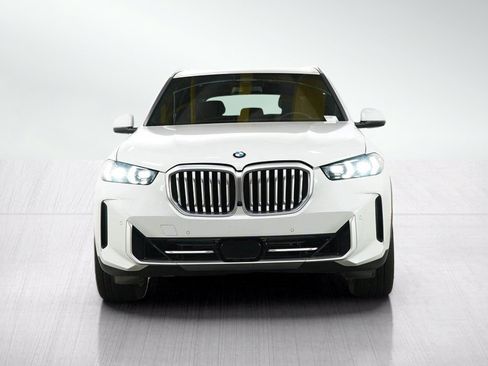 Used 2024 BMW X5 xDrive40i AWD/4WD image 8