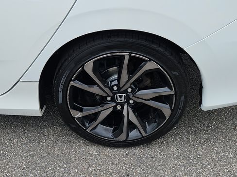 Certified 2019 Honda Civic Sport image 21