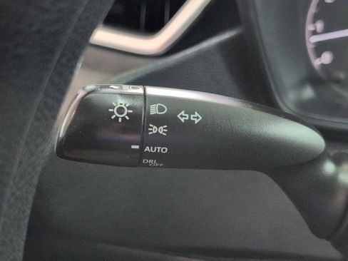 Used 2024 Toyota Corolla LE FWD image 26