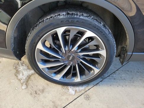 Certified 2023 Lincoln Aviator Reserve w/ Equipment Group 201A image 18