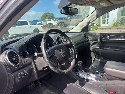 Used 2017 Buick Enclave Leather AWD/4WD image 9