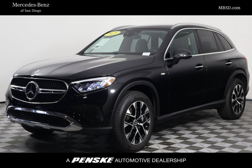 Certified 2025 Mercedes-Benz GLC 350e 4MATIC w/ Driver Assistance Package image 1