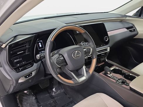 Used 2024 Lexus RX 350 Premium w/ Accessory Package (Z1) AWD/4WD image 16