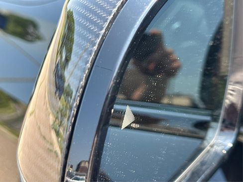 Used 2021 BMW X6 xDrive40i w/ Premium Enhanced Package image 28