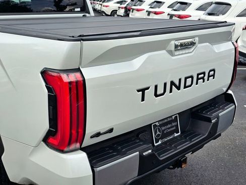 Used 2025 Toyota Tundra Limited AWD/4WD image 15