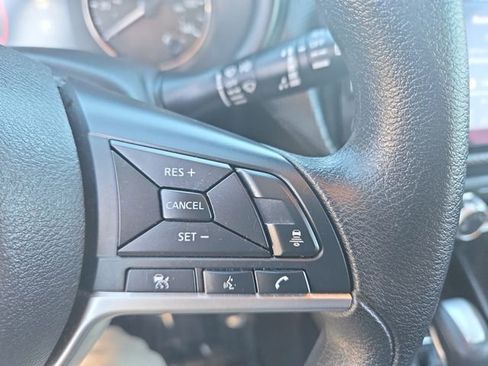 Used 2023 Nissan Kicks SV image 20