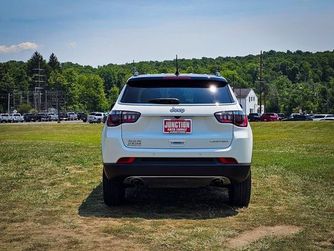 Used 2023 Jeep Compass Limited AWD/4WD image 5
