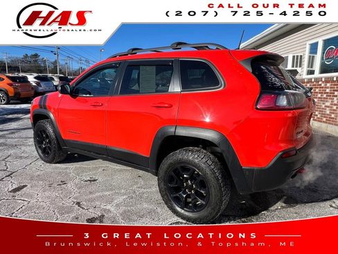Used 2021 Jeep Cherokee Trailhawk w/ Technology Group image 4
