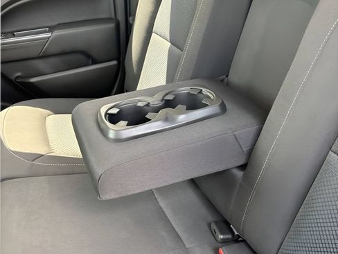 Used 2015 Chevrolet Colorado LT w/ LT Convenience Package RWD image 28