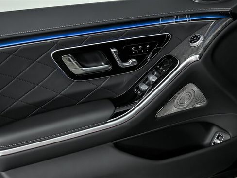 Used 2025 Mercedes-Benz S 580 4MATIC Sedan image 18