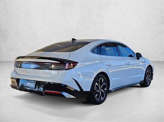 Used 2025 Hyundai Sonata SEL video 4