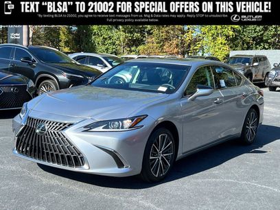 New 2025 Lexus ES 350 w/ Premium Package
