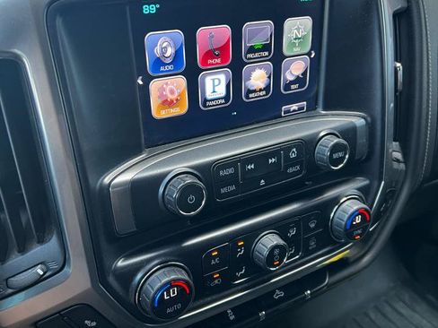 Used 2016 Chevrolet Silverado 1500 LTZ AWD/4WD image 27