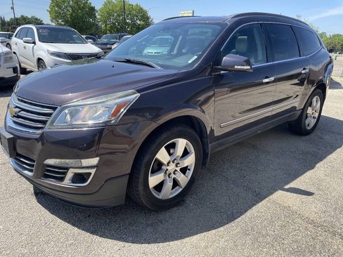 Used 2015 Chevrolet Traverse LTZ AWD/4WD image 4