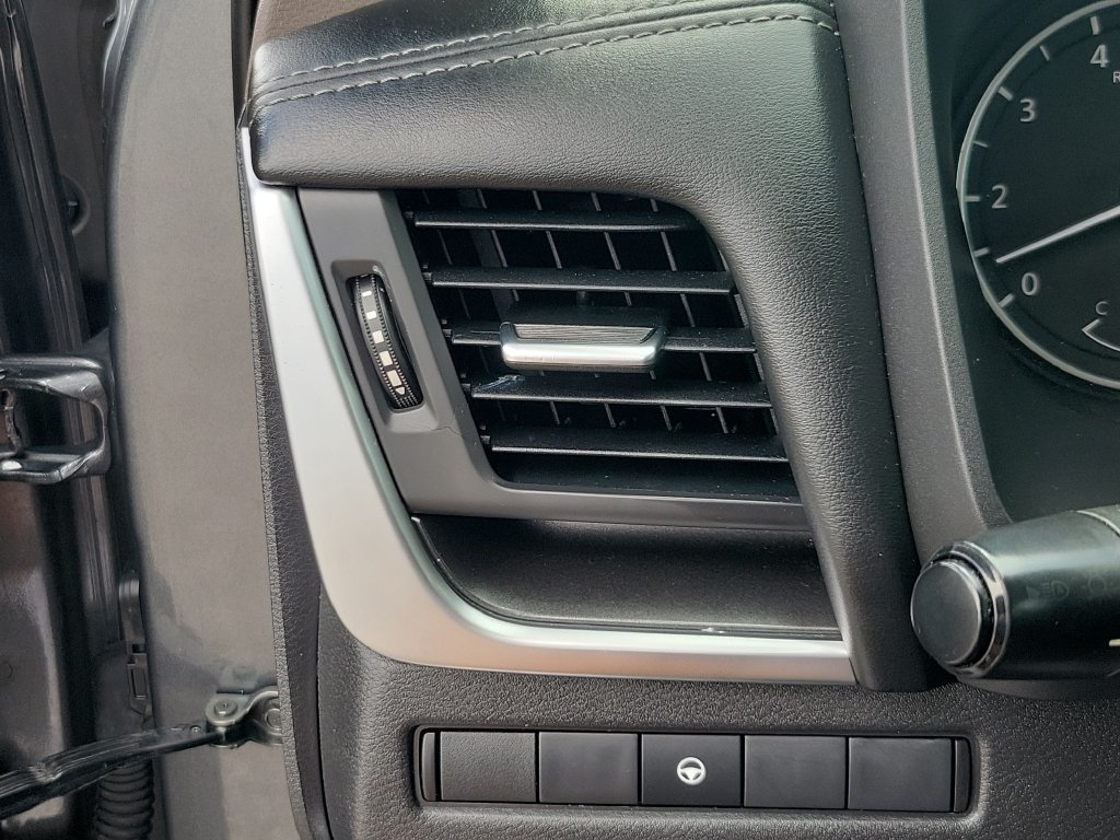 Certified 2023 Nissan Rogue SV FWD image 31