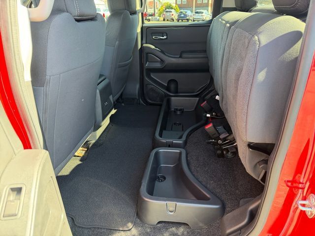 Used 2023 Nissan Frontier SV AWD/4WD image 35