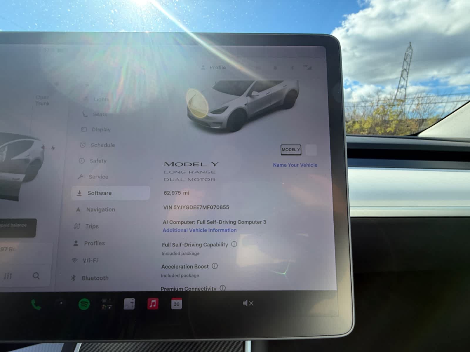 Used 2021 Tesla Model Y Long Range AWD/4WD image 16