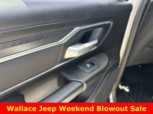 Used 2025 RAM 1500 Big Horn AWD/4WD image 15