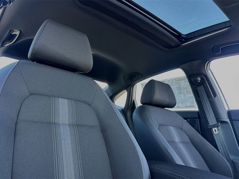 New 2025 Honda Civic Sport image 16