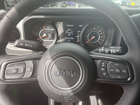 New 2025 Jeep Wrangler Unlimited Sport AWD/4WD image 13