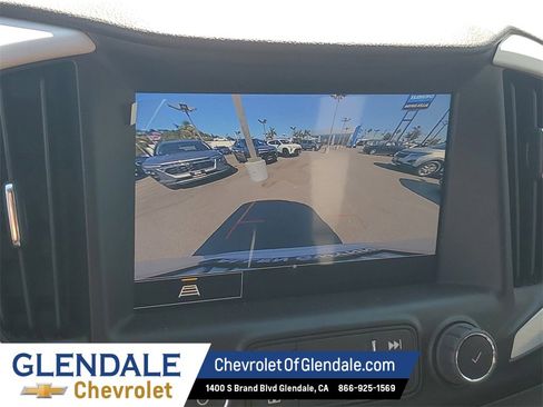 Used 2022 GMC Terrain SLT image 25