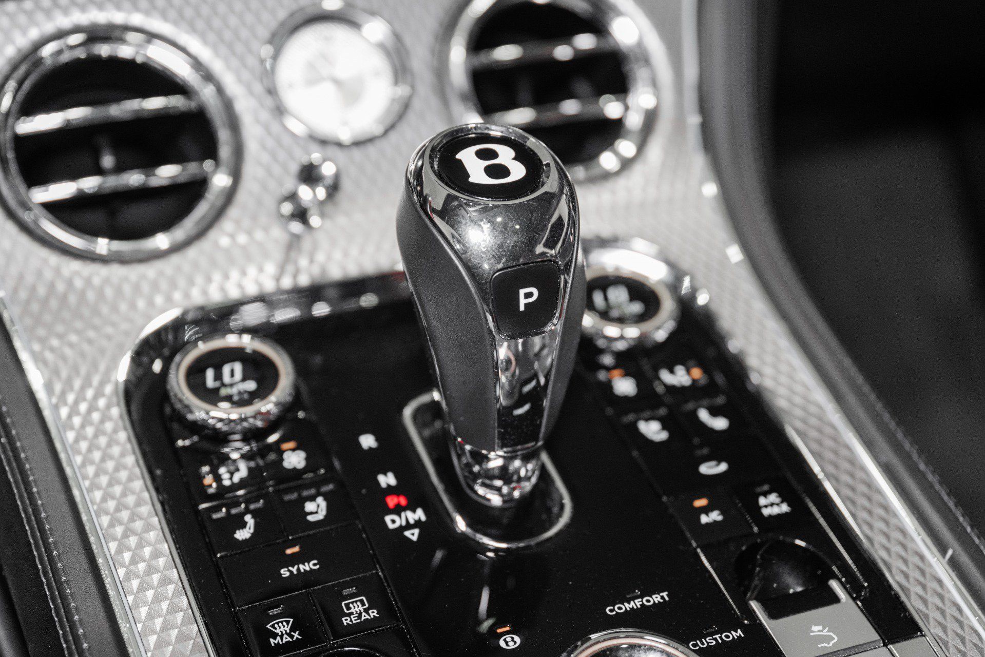 Used 2022 Bentley Continental GT AWD/4WD image 38