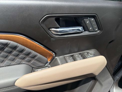New 2026 GMC Canyon Denali AWD/4WD image 16