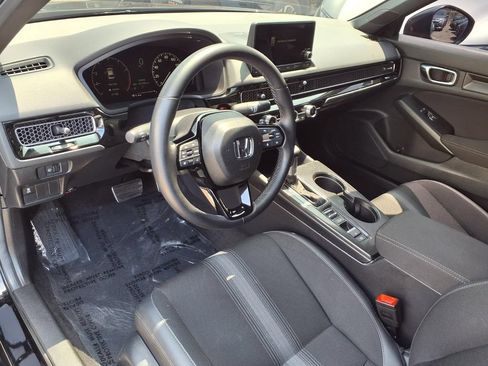 Used 2026 Honda Civic Sport image 4