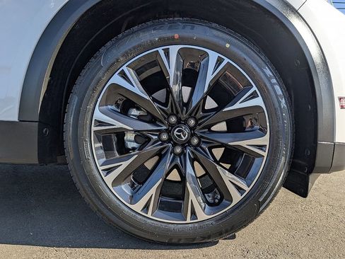 Certified 2024 MAZDA CX-90 Plug-In Hybrid w/ Premium Pkg image 16