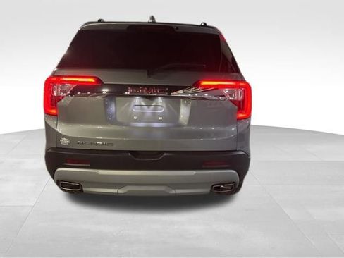Used 2023 GMC Acadia SLT w/ Technology Package image 10
