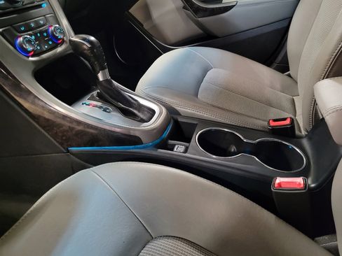 Used 2015 Buick Verano FWD image 26