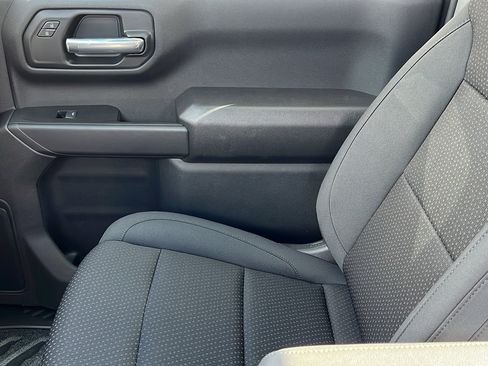 New 2025 Chevrolet Silverado 1500 W/T image 15