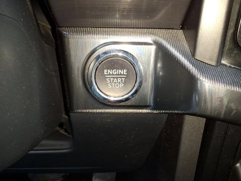 Used 2024 Ford F150 Lariat AWD/4WD image 27