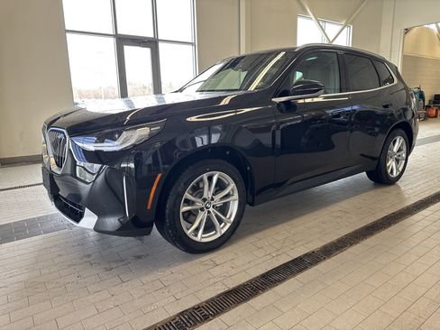 Used 2025 BMW X3 xDrive30i w/ Convenience Package image 1