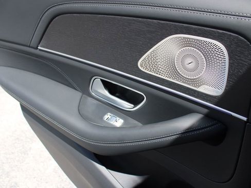 Used 2024 Mercedes-Benz GLE 63 AMG S image 36