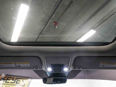 Used 2023 Honda Pilot Elite image 16