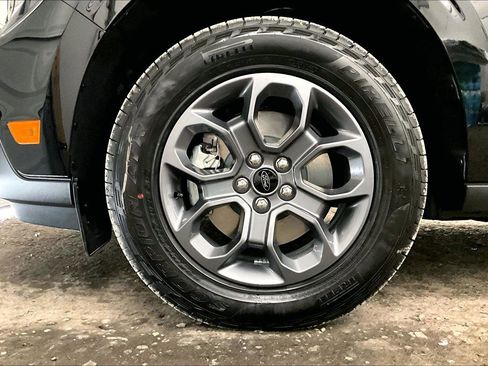 New 2025 Ford Maverick XLT w/ XLT Luxury Package image 16