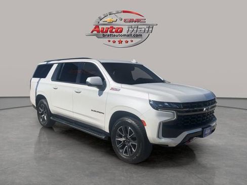 Used 2021 Chevrolet Suburban Z71 w/ Luxury Package image 7