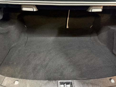 Used 2012 Mercedes-Benz C 250 Sedan image 30