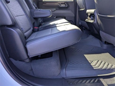 Certified 2024 Chevrolet Silverado 2500 ZR2 w/ Technology Package image 38