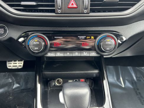 Used 2023 Kia Forte GT-Line w/ GT-Line Technology Package image 20