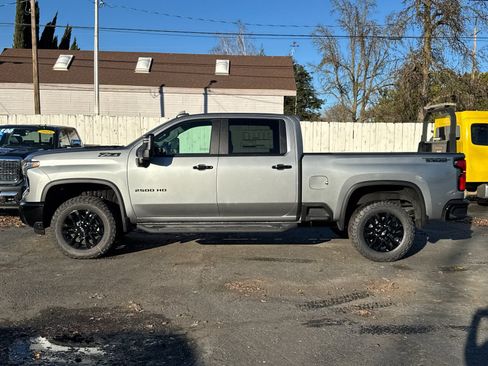 New 2026 Chevrolet Silverado 2500 LT w/ Trail Boss Package image 6
