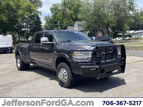 Used 2024 RAM 3500 Limited AWD/4WD image 1