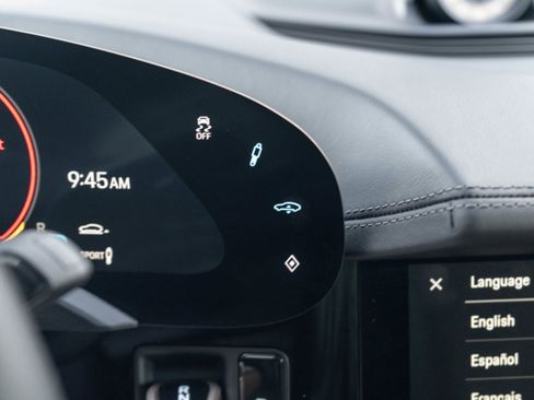 Used 2020 Porsche Taycan Turbo S image 17