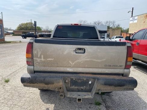 Used 2001 Chevrolet Silverado 2500 LS RWD image 5