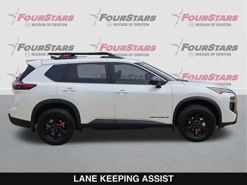 New 2026 Nissan Rogue SV AWD/4WD image 3