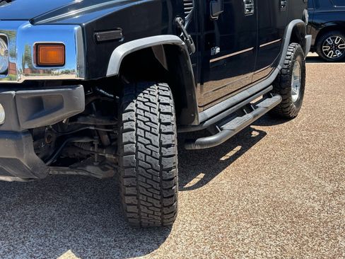 Used 2003 HUMMER H2 w/ Preferred Equipment Group image 3