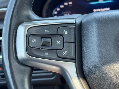 Used 2023 Chevrolet Tahoe Z71 w/ Luxury Package AWD/4WD image 18