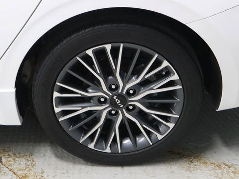 Used 2023 Kia Forte GT-Line image 19